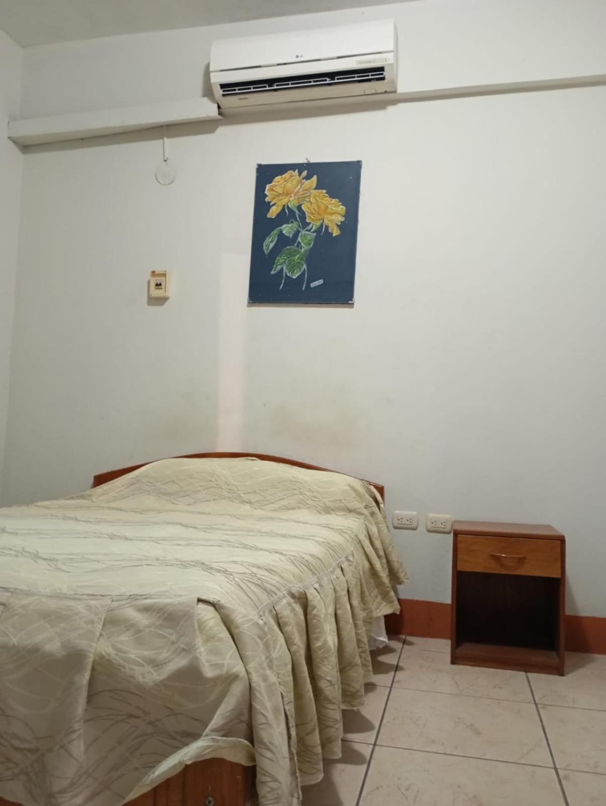 Yurimaguas Hostal El Puerto מראה חיצוני תמונה